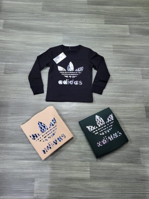 بلوز ربيعي adidas